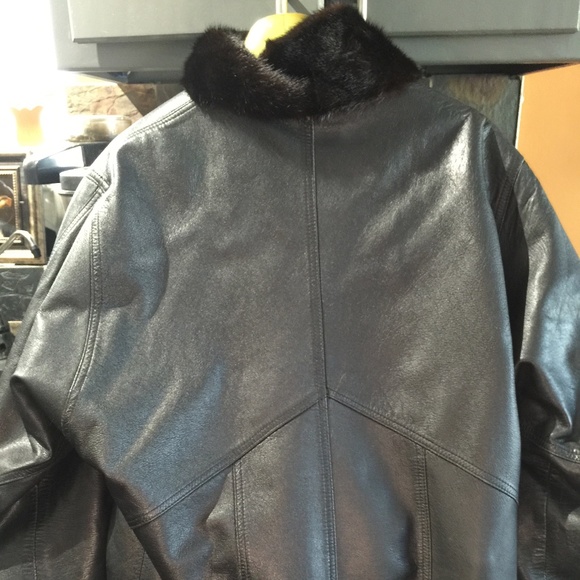 Alaskan Fur Women Mink/Leather Bomber Jacket - Picture 2 of 3